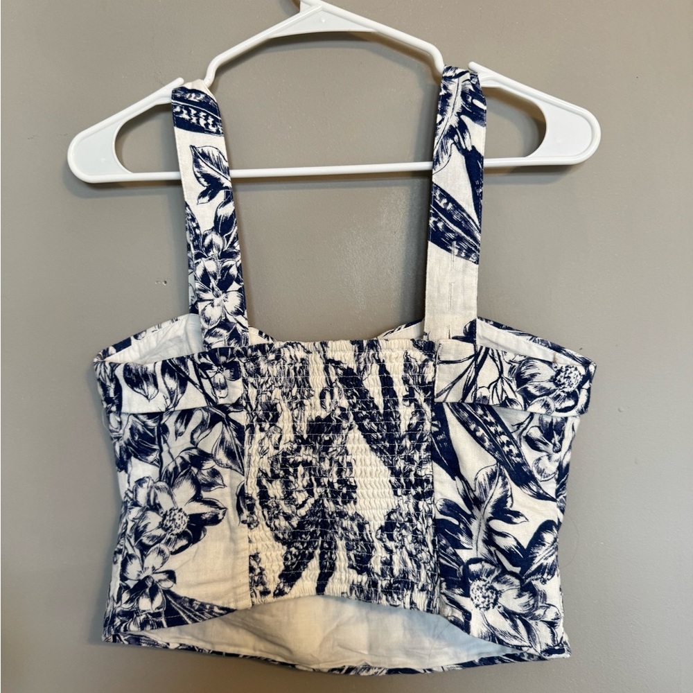 Abercrombie & Fitch Women’s Sweetheart Neck Cropped Print Women's Tank Top - Picture 7 of 10